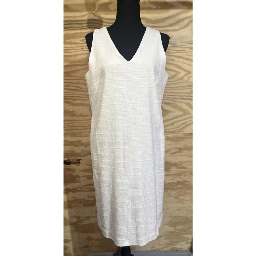 Loft Women’s White Sleeveless V Neck Shift Dress Size 8 Tall Shower Classic
